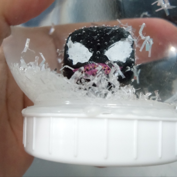Handmade Marvel Venom Plastic Snow Globe - Picture 6 of 6